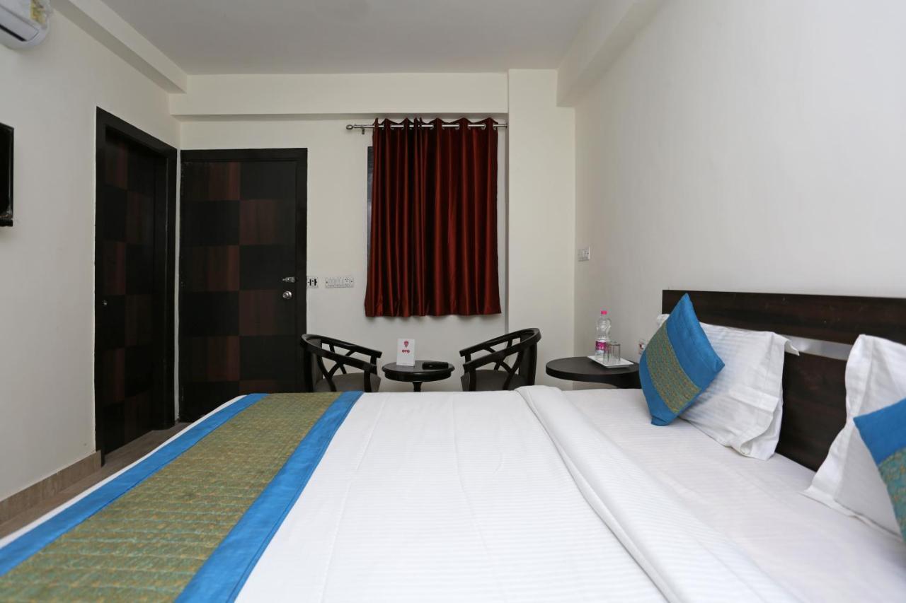 Hotel The Westend Green New Delhi Extérieur photo